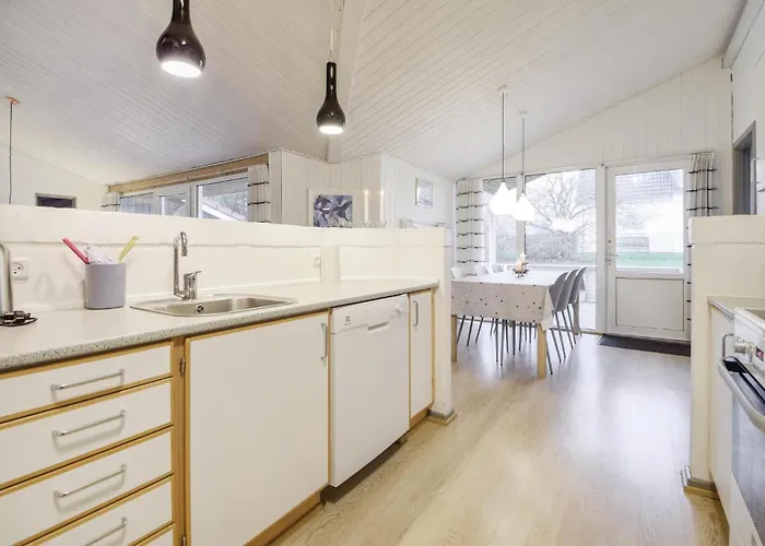 Semesterbostad In With Kitchen