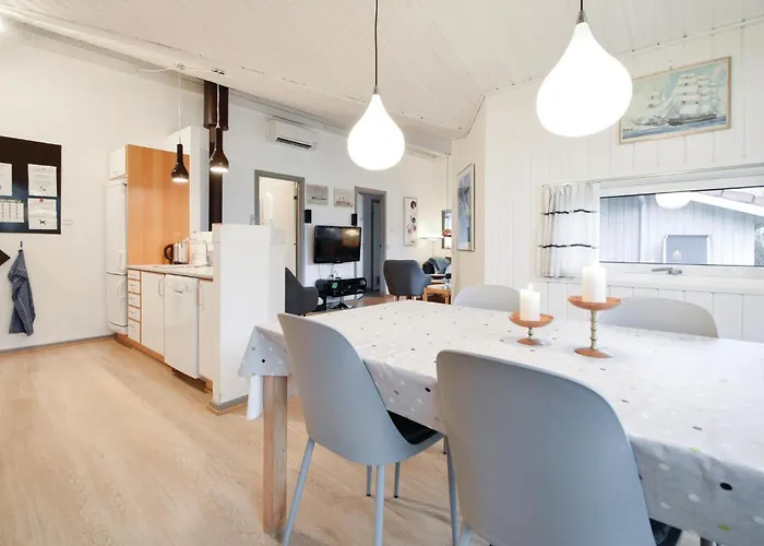 In With Kitchen Semesterbostad Børkop